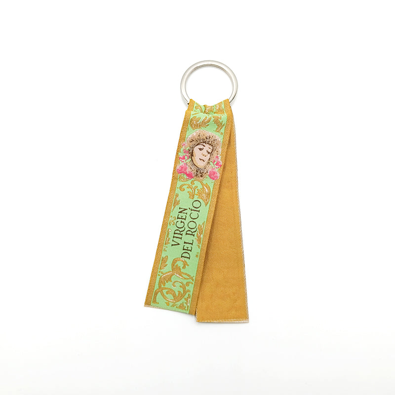 AMULETO LLAVERO DE TELA BORDADA DE LA VIRGEN DEL ROCÍO