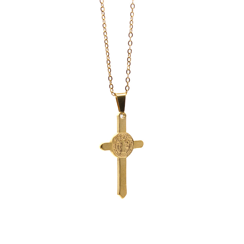 Colgante Cruz Cristiana con grabado de la Cruz de San Benito en plata de ley para protección espiritual.