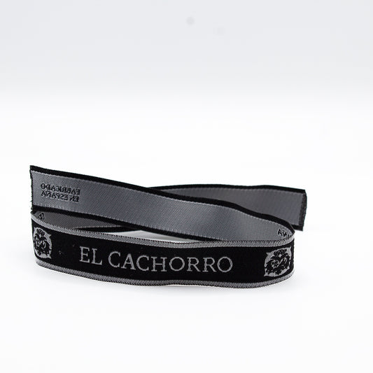 PULSERA DE TELA BORDADA EL CACHORRO