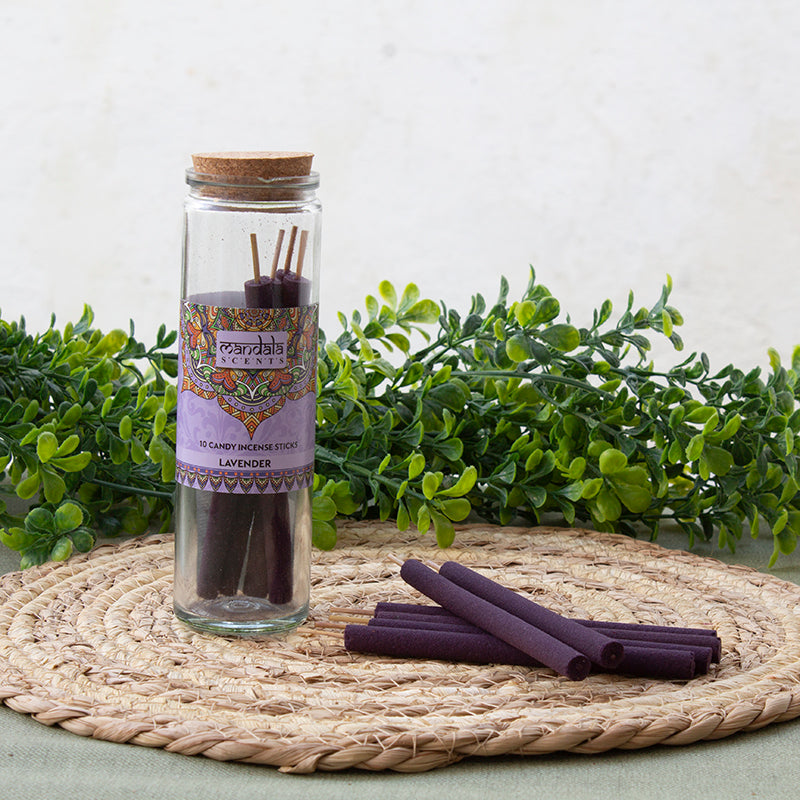 Incienso Jumbo Lavanda Natural en bote de cristal con 10 varitas gruesas.