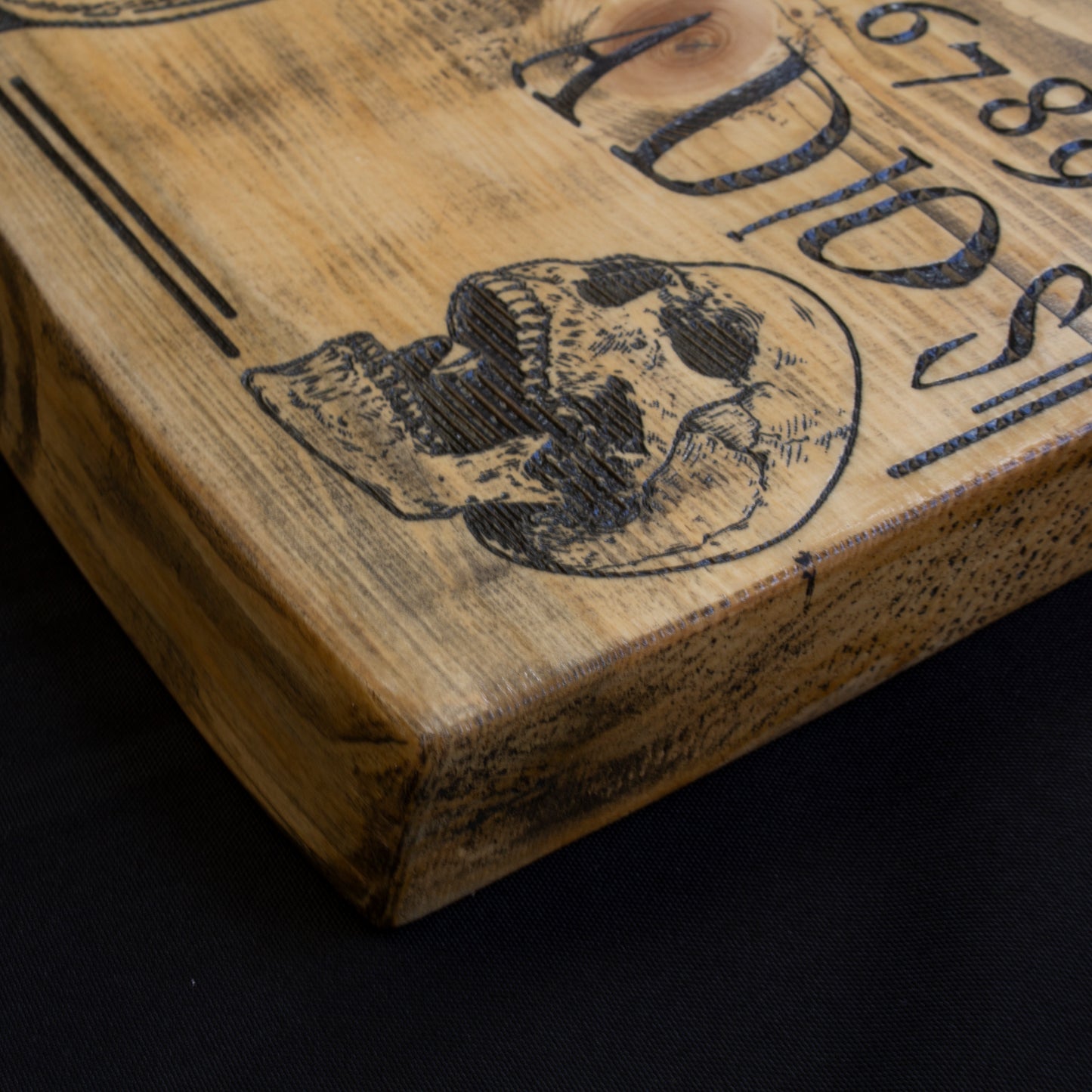 TABLERO OUIJA ARTESANAL EN MADERA DE ABETO MACIZA HECHA A MANO
