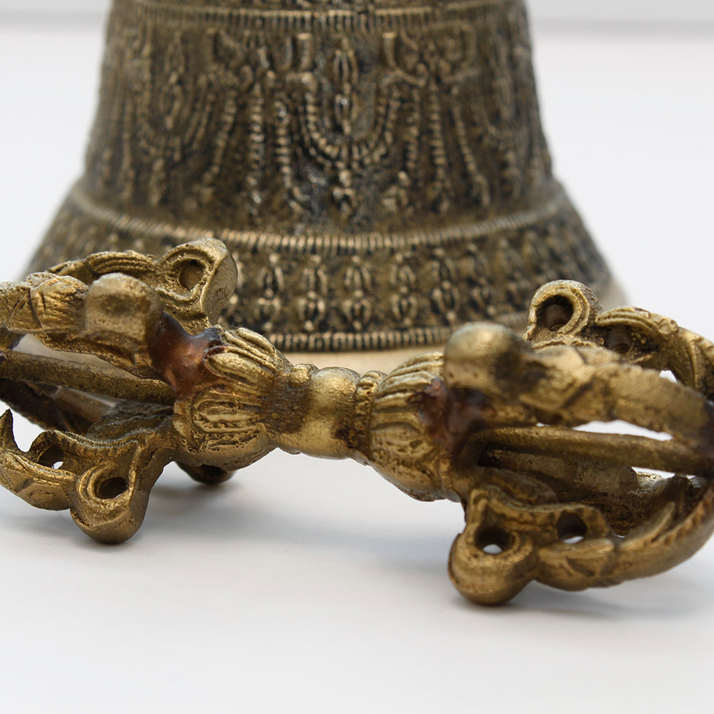 CAMPANA Y DORJE