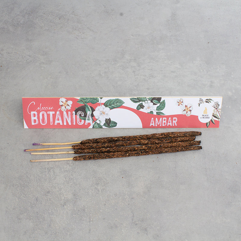 Varitas de incienso de ámbar artesanal, aroma resinoso cálido, protección energética y buena suerte.