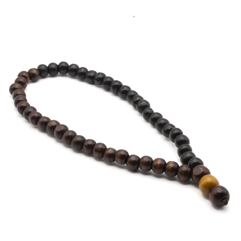 Mala budista de 45 cuentas madera negro y caoba, ritualizado, ideal para meditación y protección.