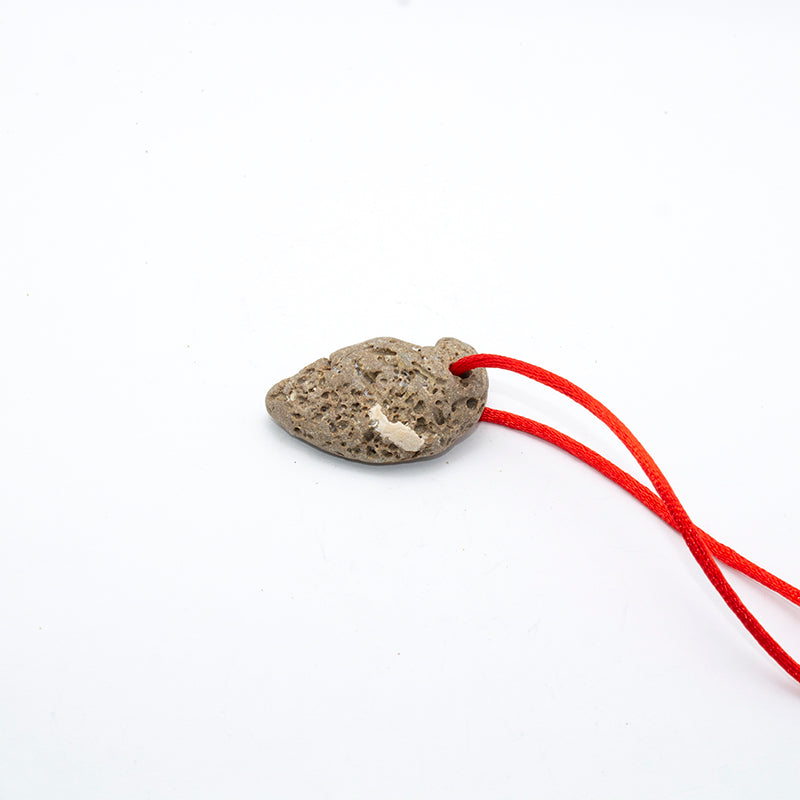 PIEDRA DE BRUJA O PIEDRA DE ODÍN Nº SERIE 030 4*2cm