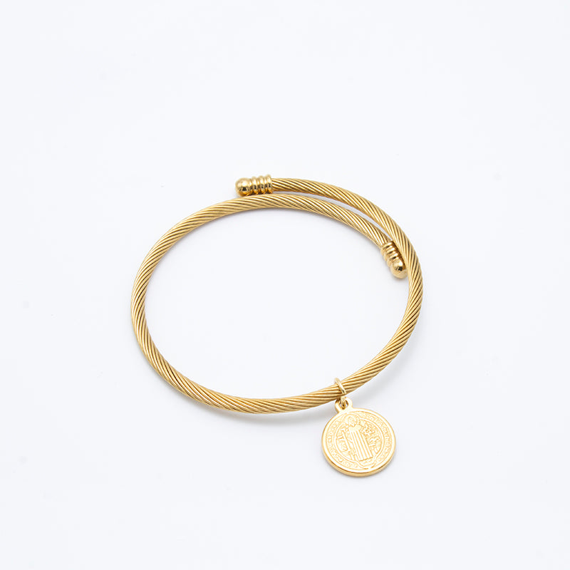 PULSERA CRUZ DE SAN BENITO EN ACERO INOX. DORADO